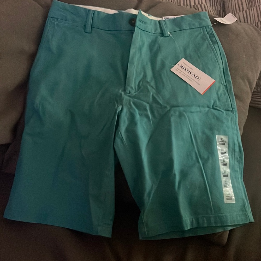 Old Navy Men’s Ultimate Slim Shorts